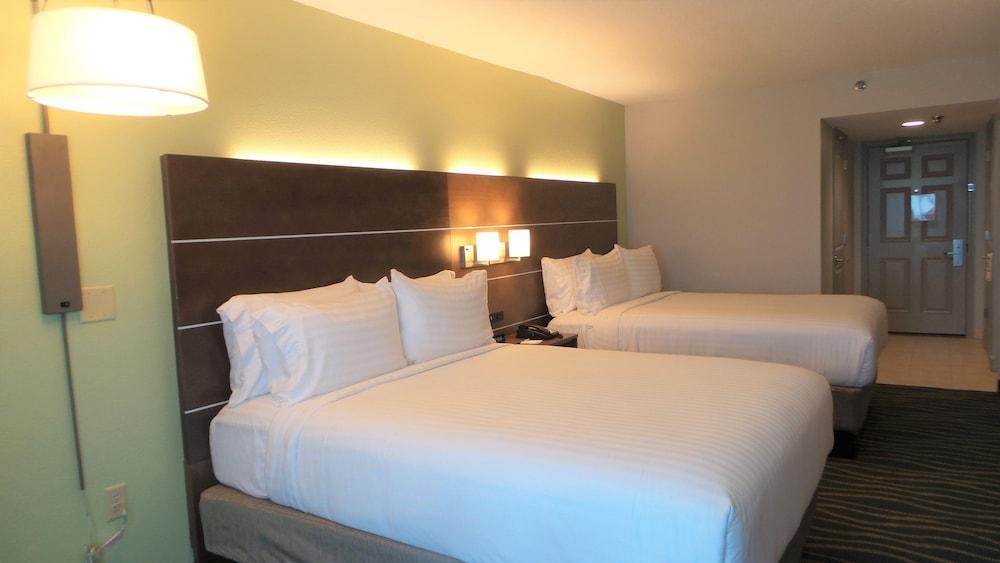 Holiday Inn Express & Suites Oceanfront Daytona Beach Shores By Ihg Eksteriør billede
