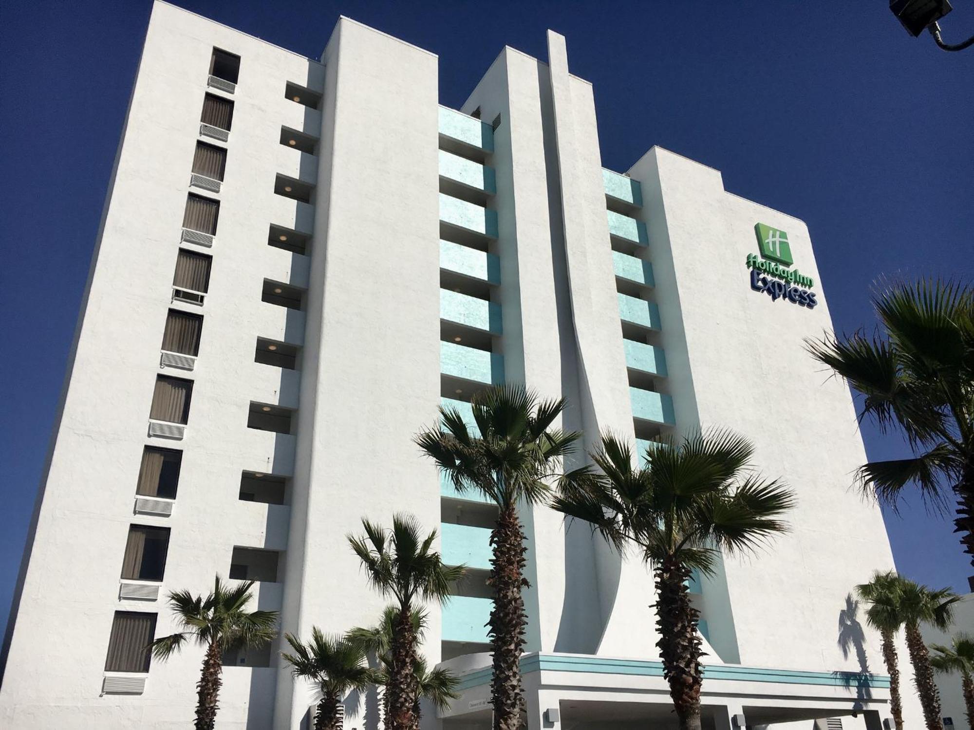 Holiday Inn Express & Suites Oceanfront Daytona Beach Shores By Ihg Eksteriør billede