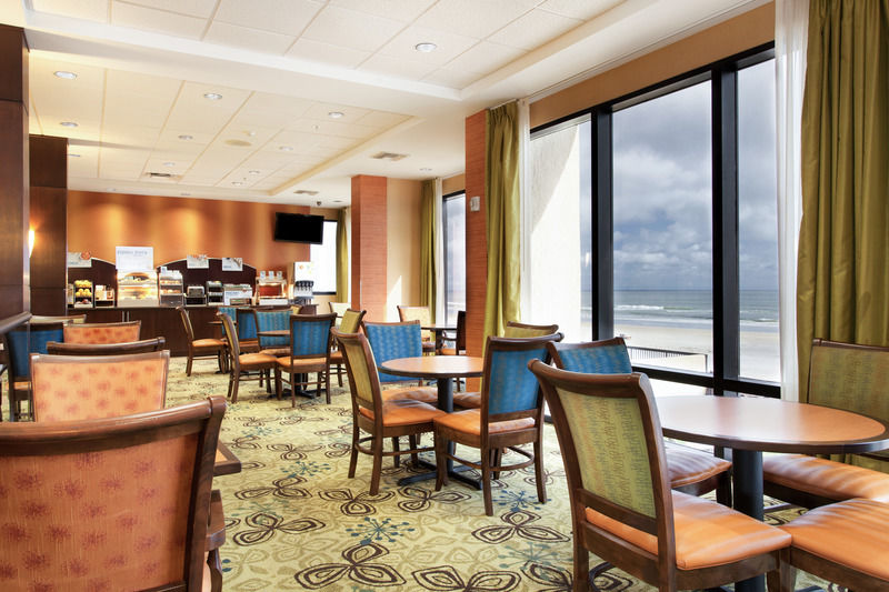 Holiday Inn Express & Suites Oceanfront Daytona Beach Shores By Ihg Eksteriør billede