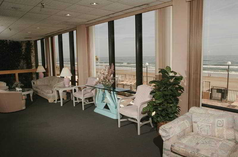 Holiday Inn Express & Suites Oceanfront Daytona Beach Shores By Ihg Interiør billede